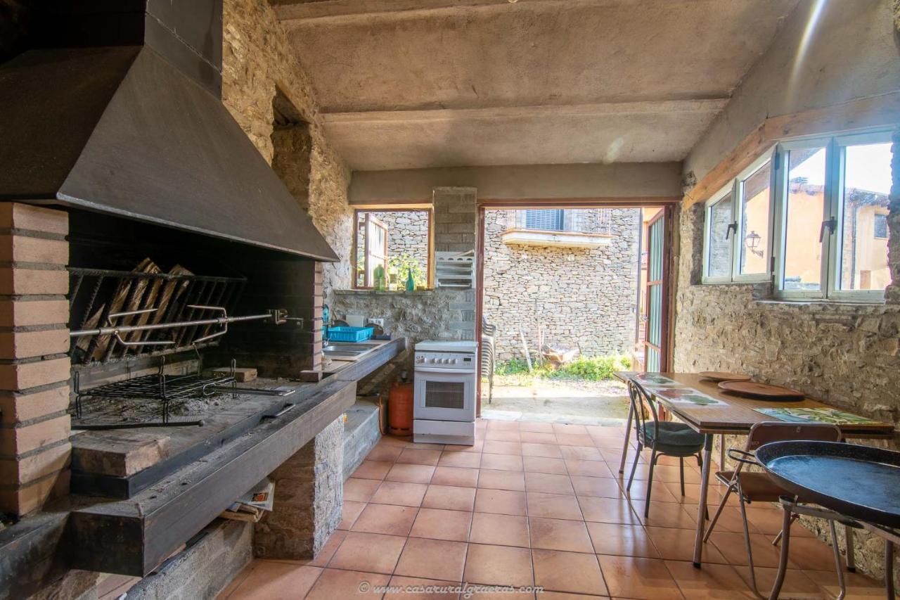 Casa Rural Graeras En Castigaleu Exterior foto